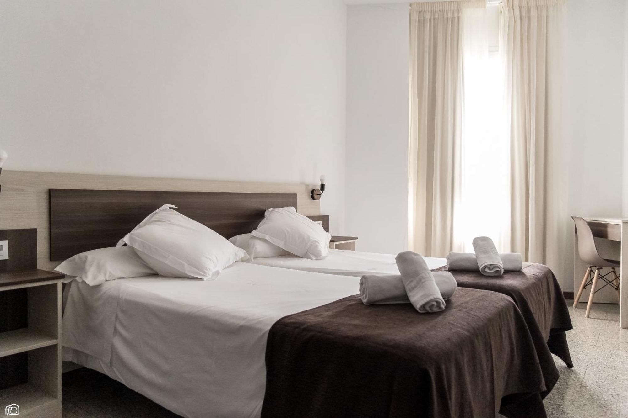Meson Hostal La Cabana Medellin Bagian luar foto